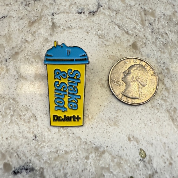 Dr. Jart+ push pin - Picture 1 of 3